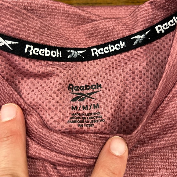 Reebox workout TShirt - Picture 3 of 6